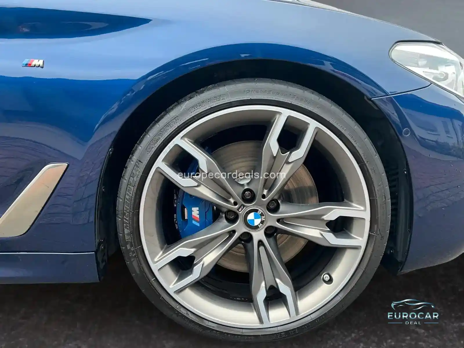 BMW M550