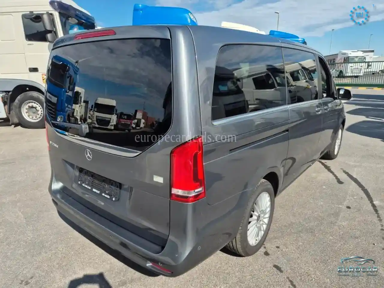 Mercedes-Benz V 250