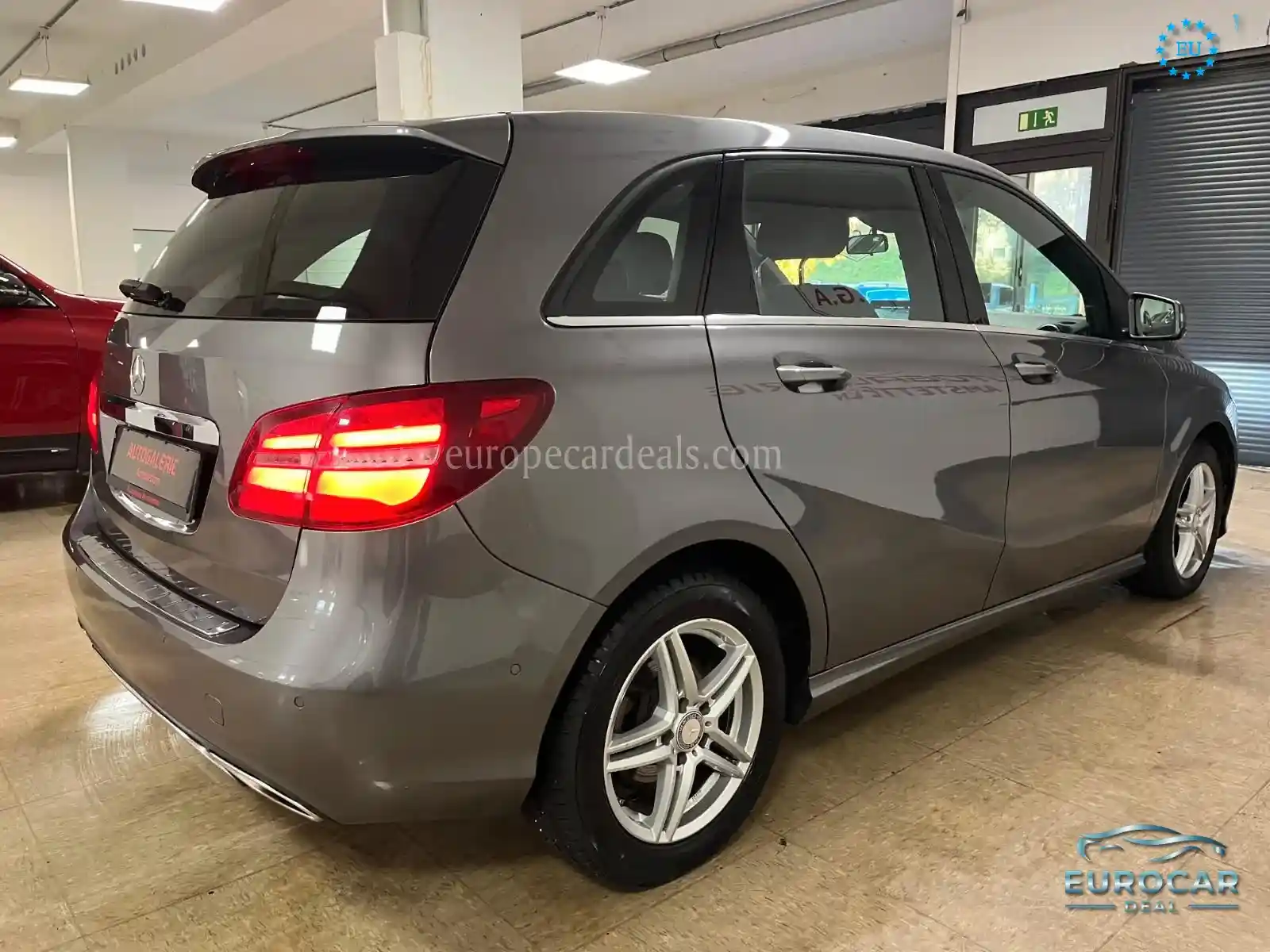 Mercedes-Benz B 200