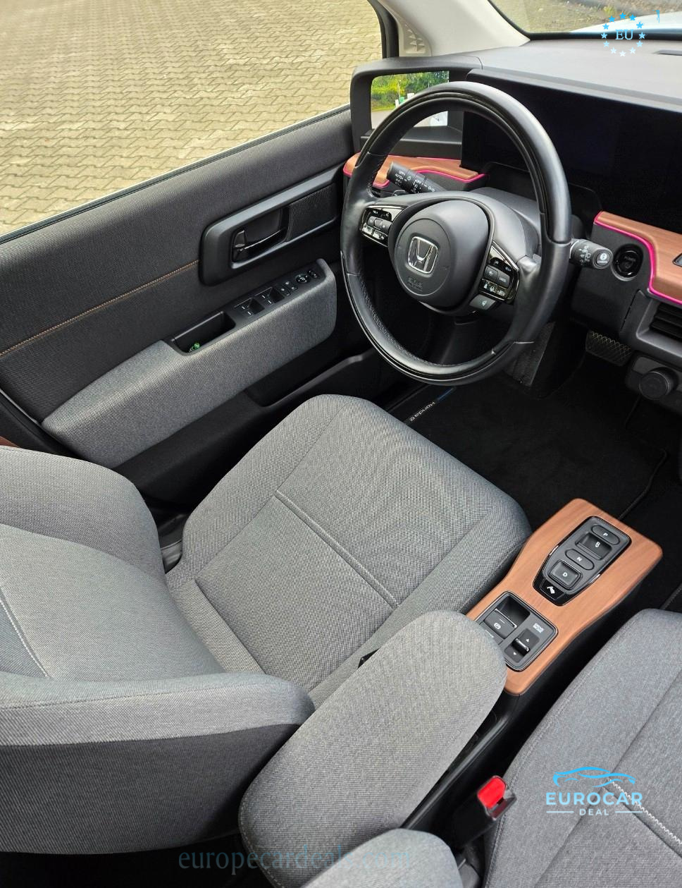 Honda e