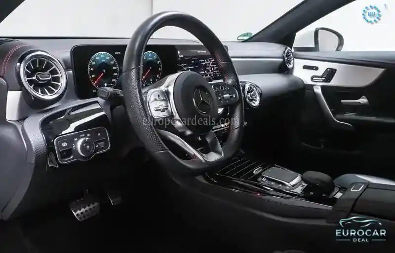 Mercedes-Benz CLA 35 AMG Shooting Brake