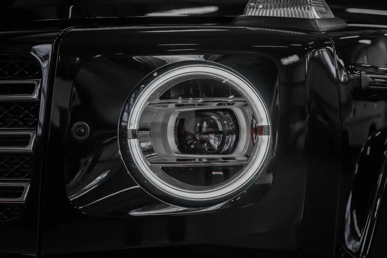 Mercedes-Benz G 500