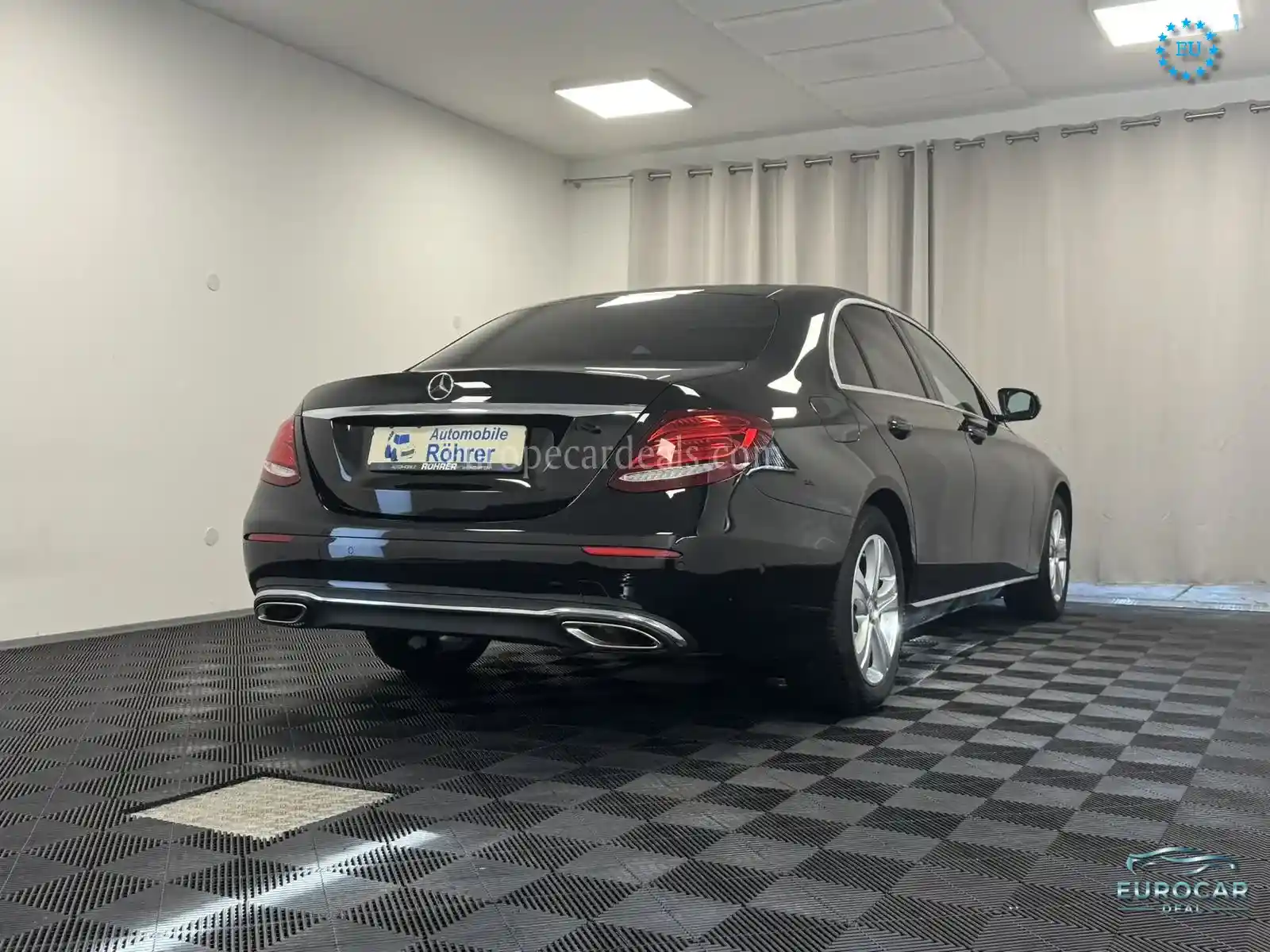 Mercedes-Benz E 200