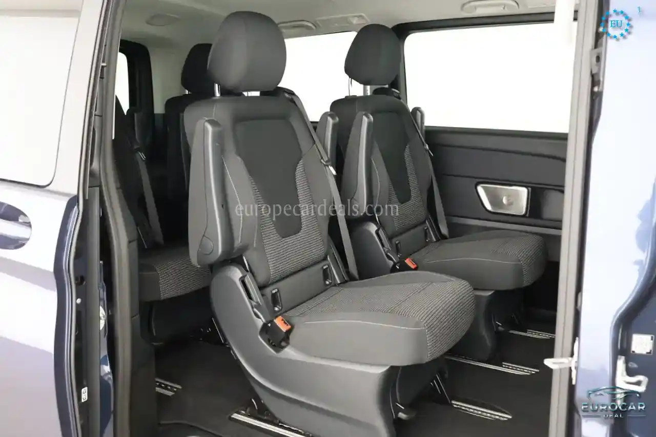 Mercedes-Benz V 250