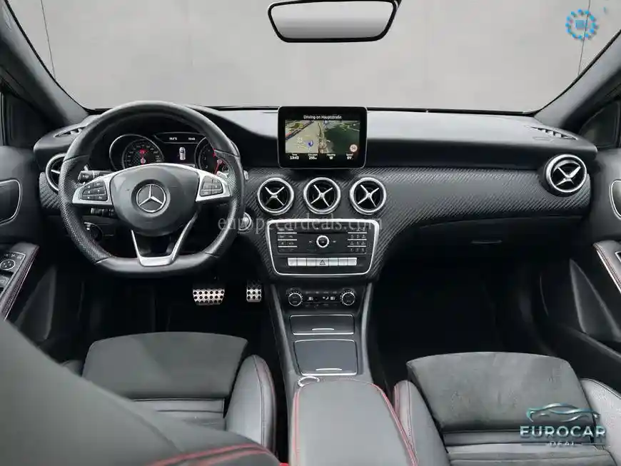 Mercedes-Benz A 220