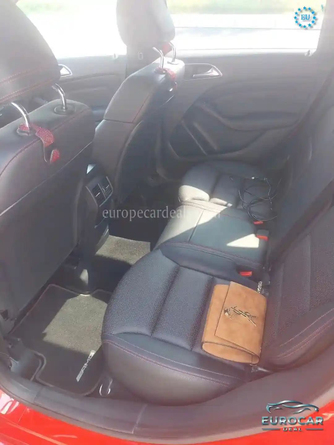 Mercedes-Benz B 220