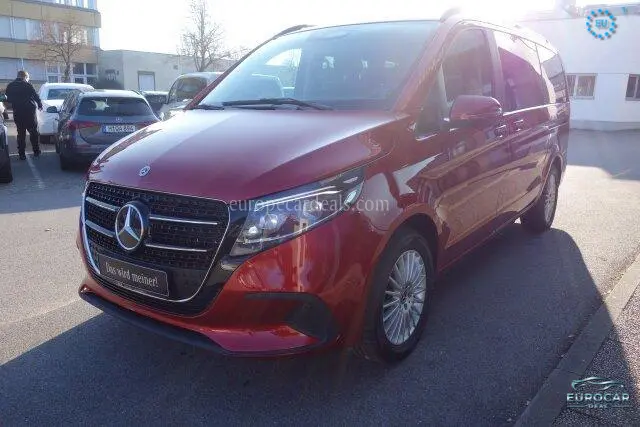 Mercedes-Benz V 220