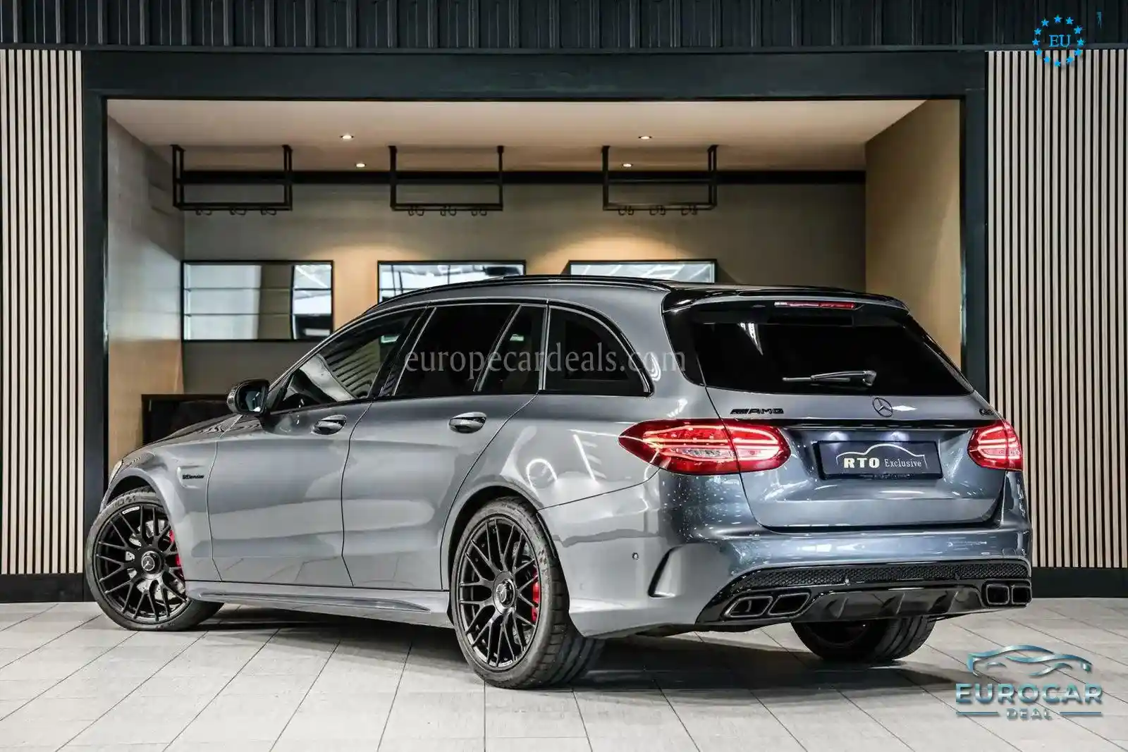 Mercedes-Benz C 63 AMG