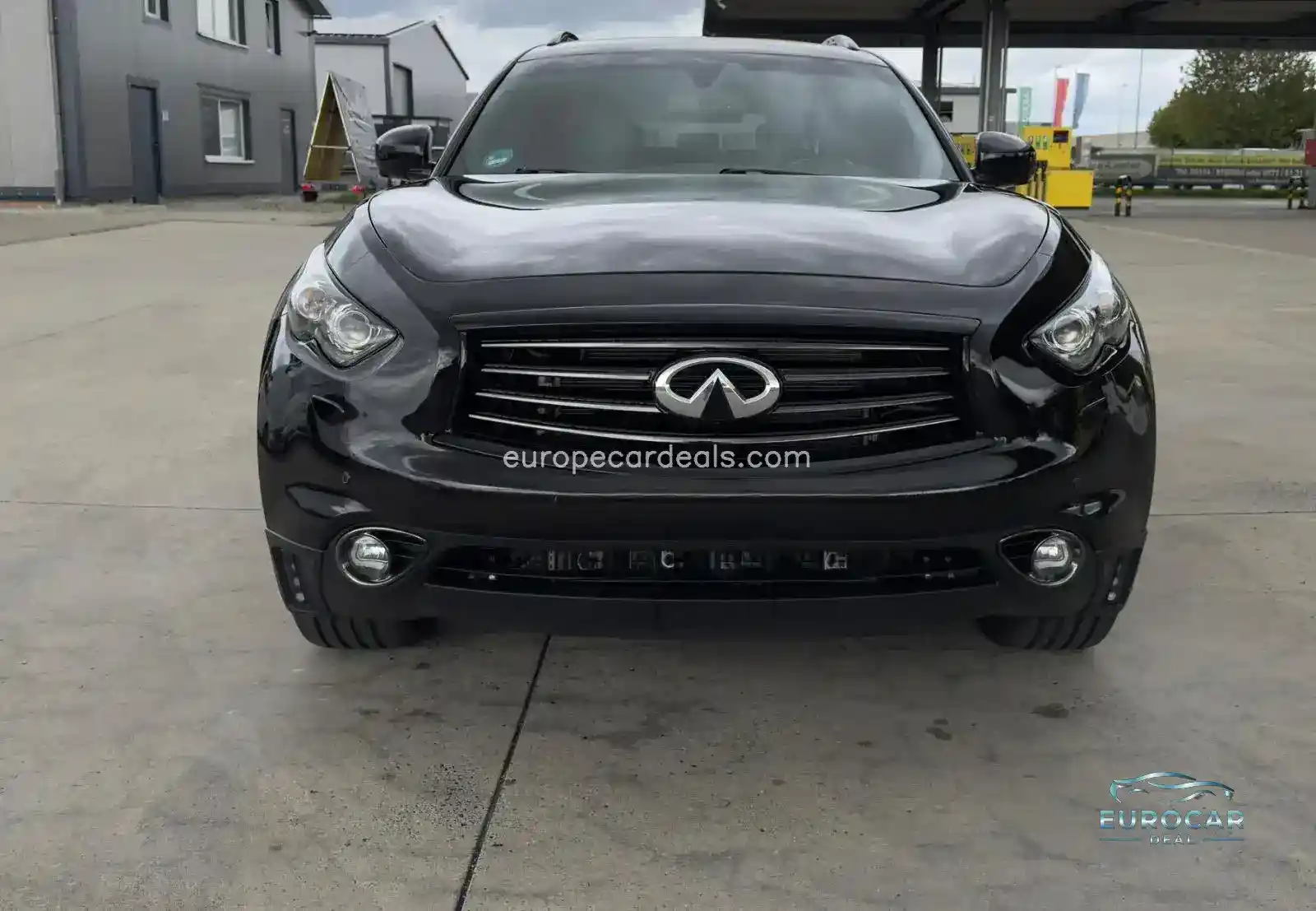 Infiniti QX70