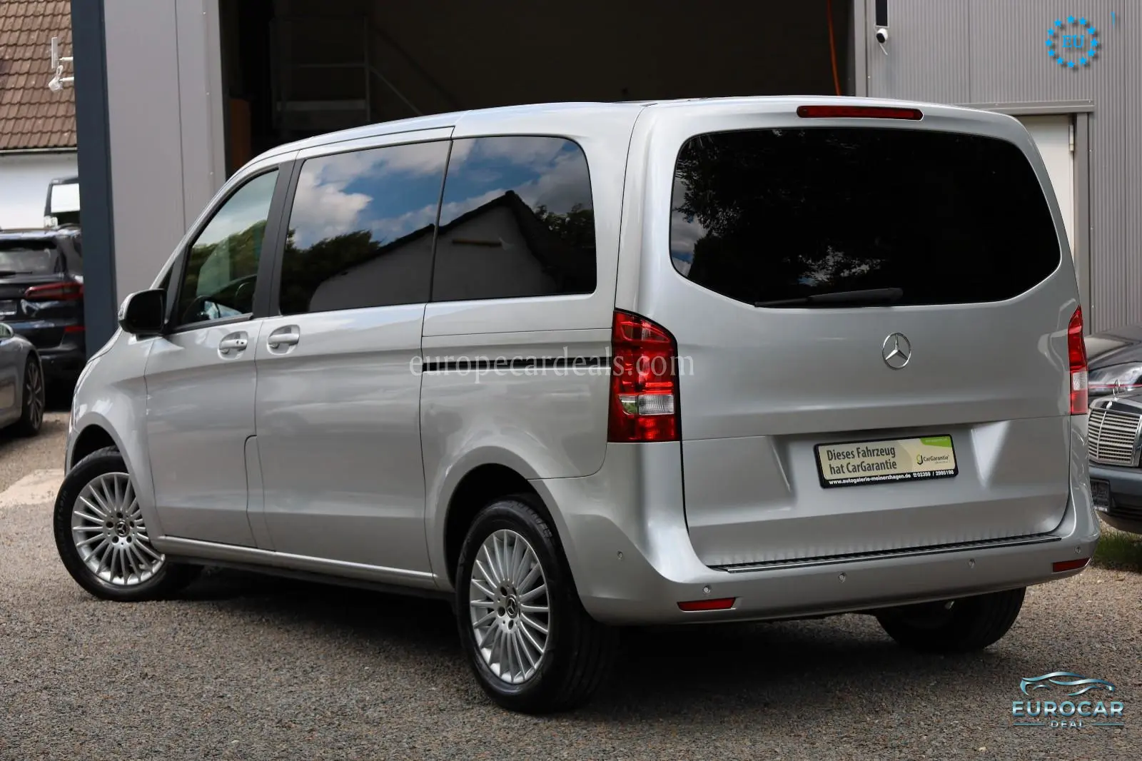 Mercedes-Benz V 220