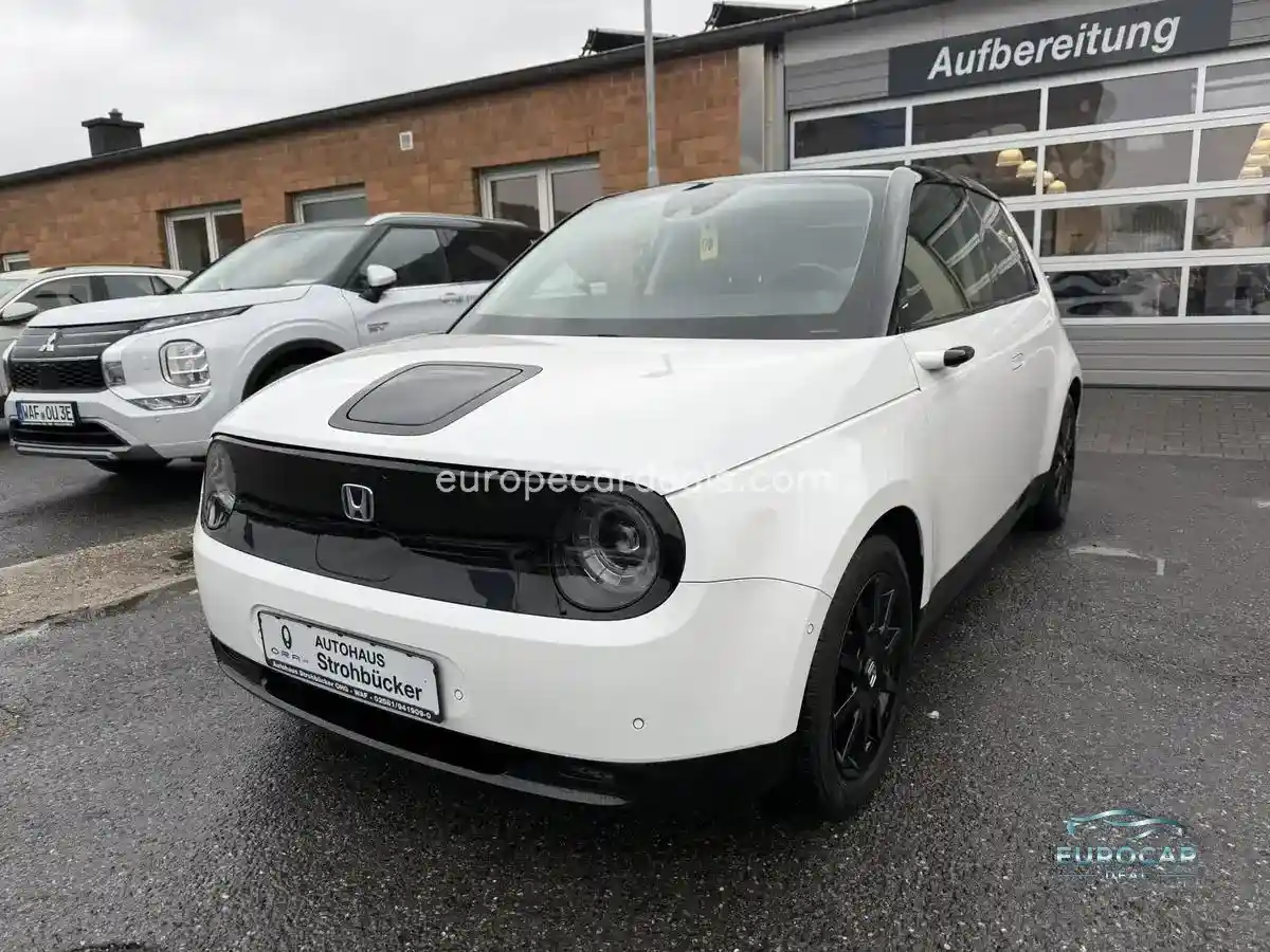 Honda e
