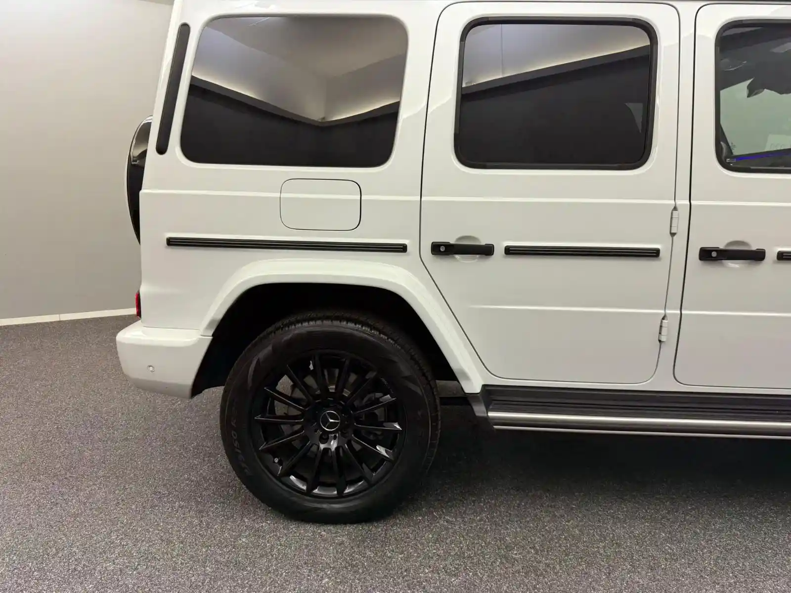 Mercedes-Benz G 500