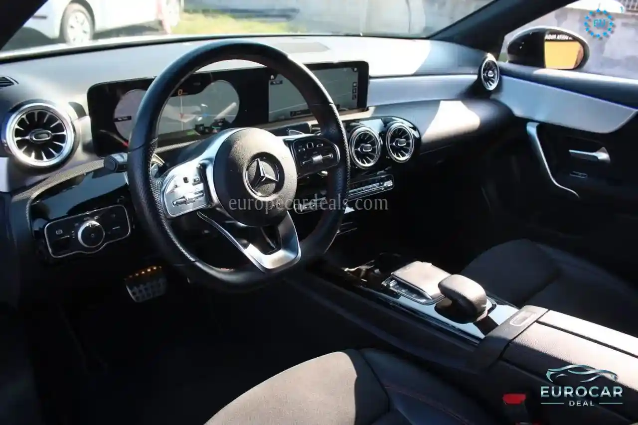 Mercedes-Benz A 250
