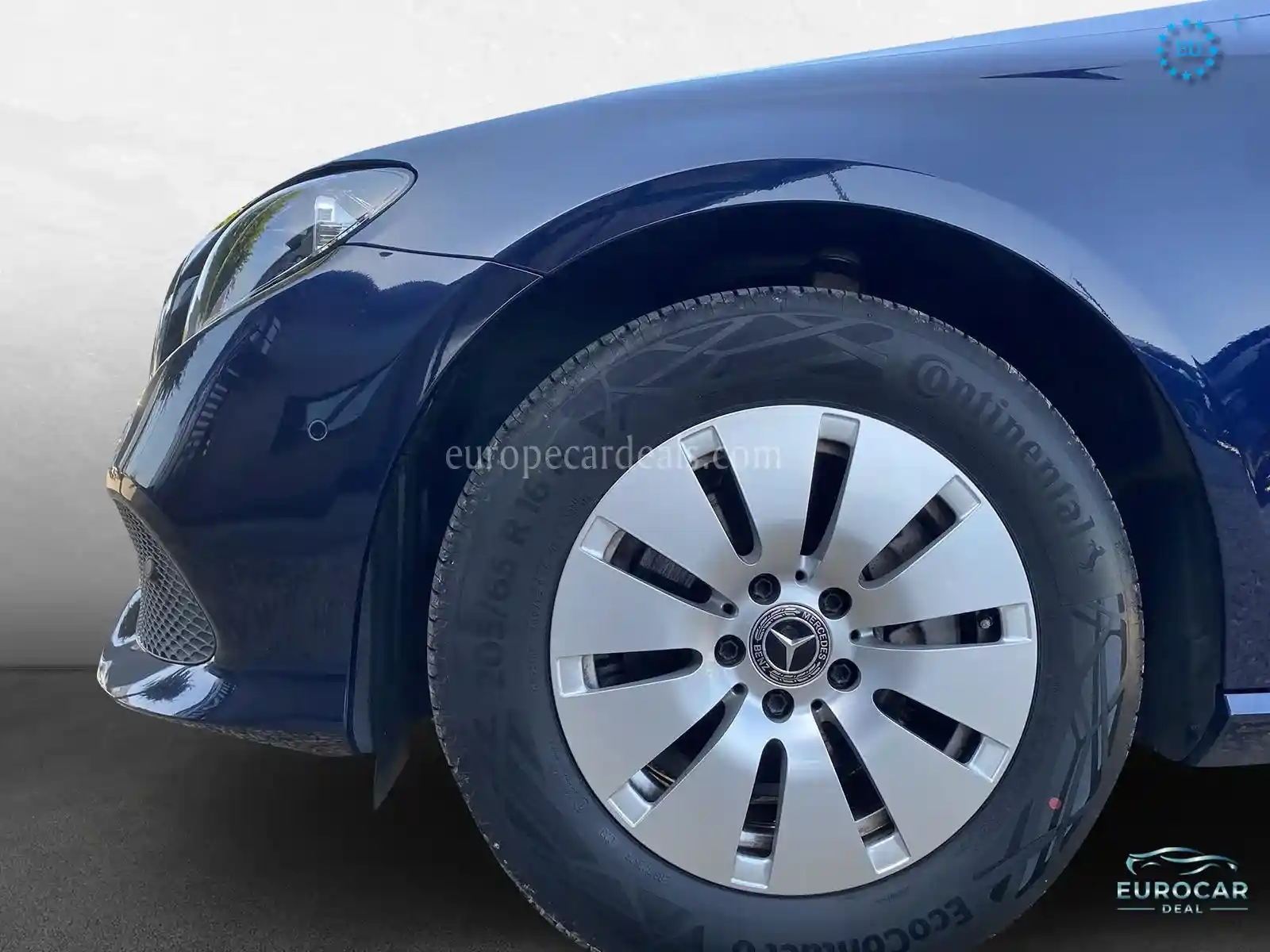 Mercedes-Benz E 220