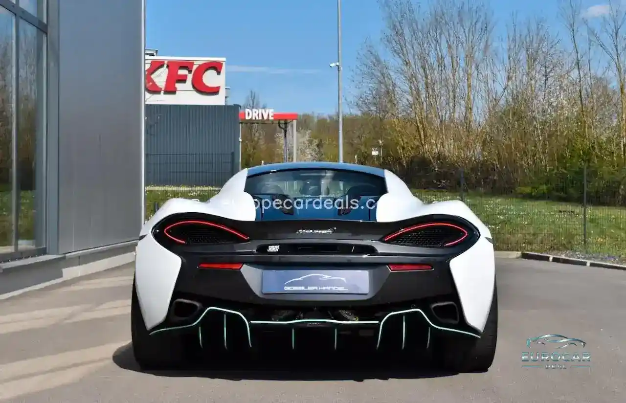 McLaren 570S