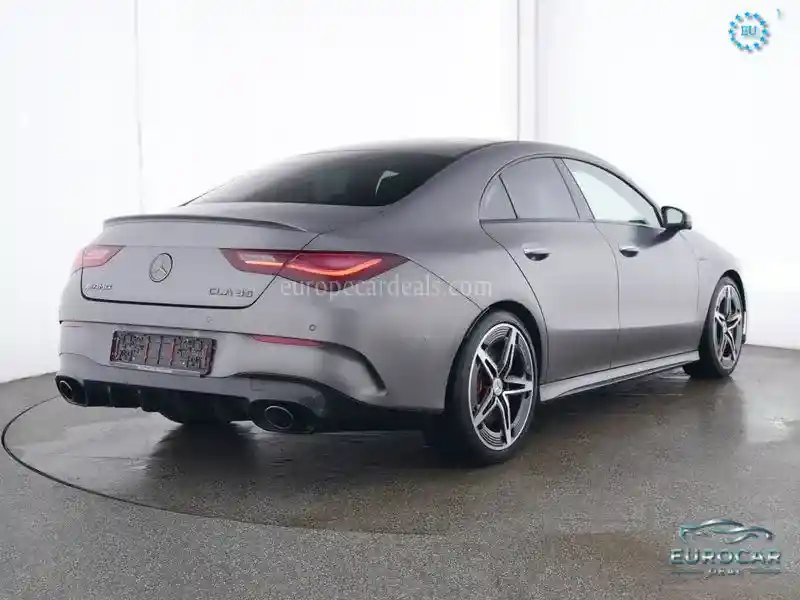 Mercedes-Benz CLA 35 AMG
