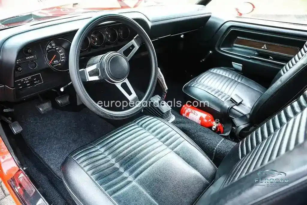 Dodge Challenger