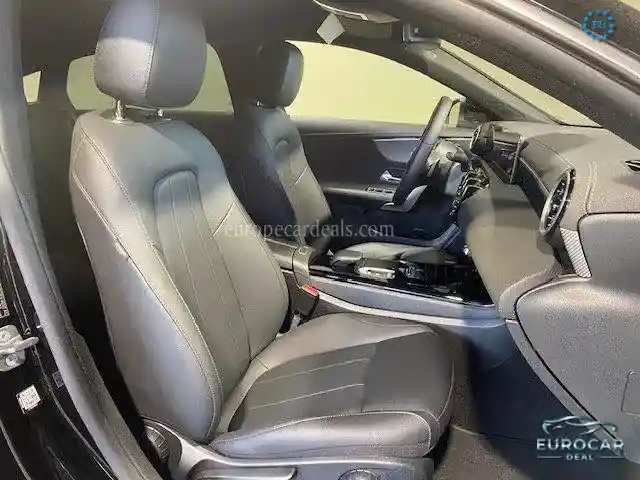 Mercedes-Benz CLA 200 Shooting Brake
