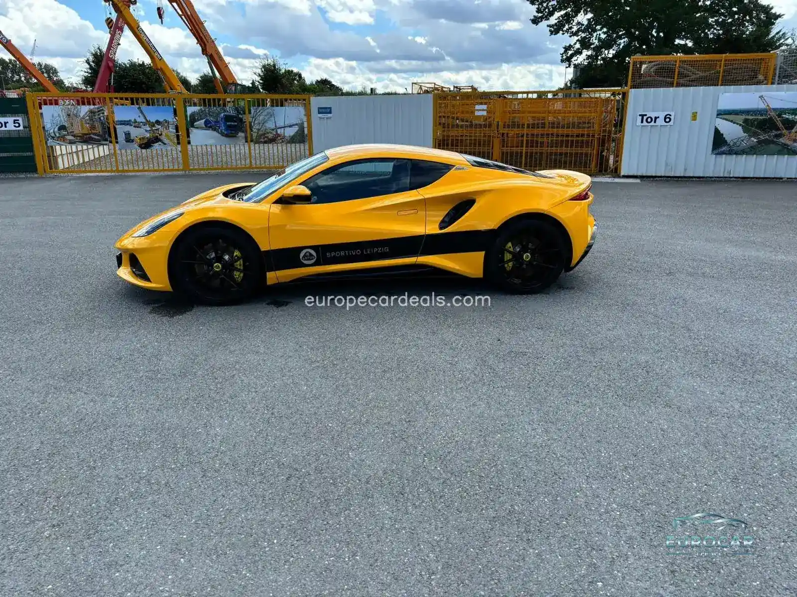 Lotus Emira