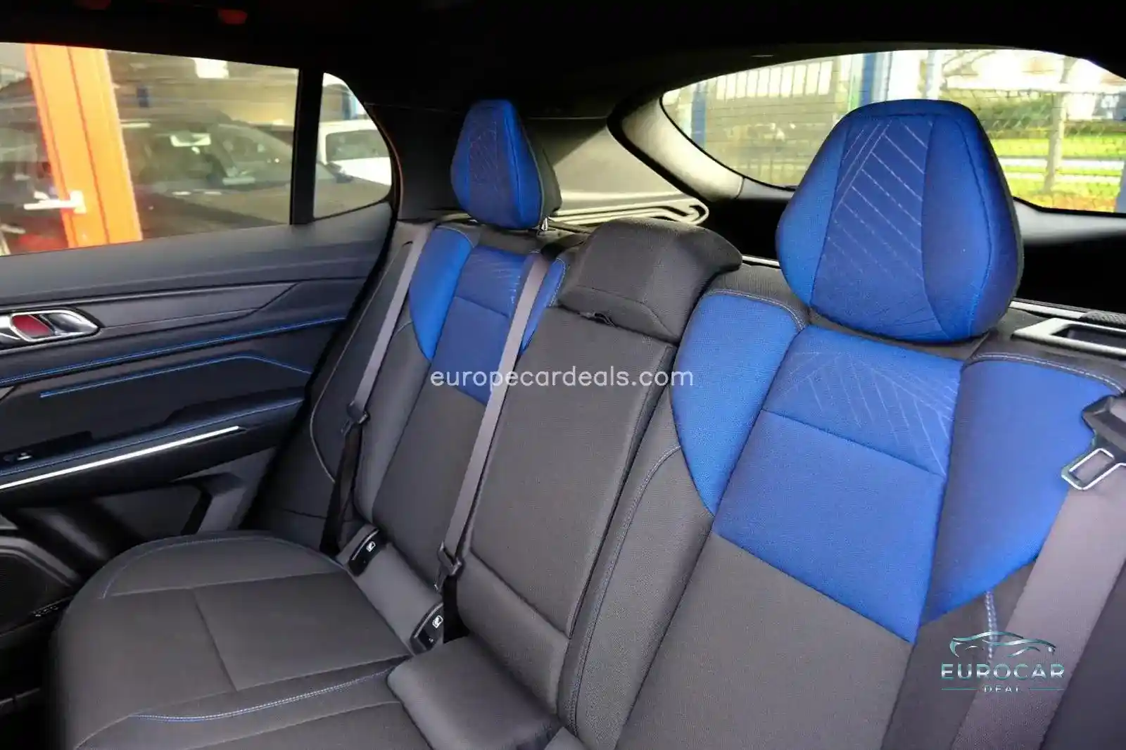 Lynk&Co 01