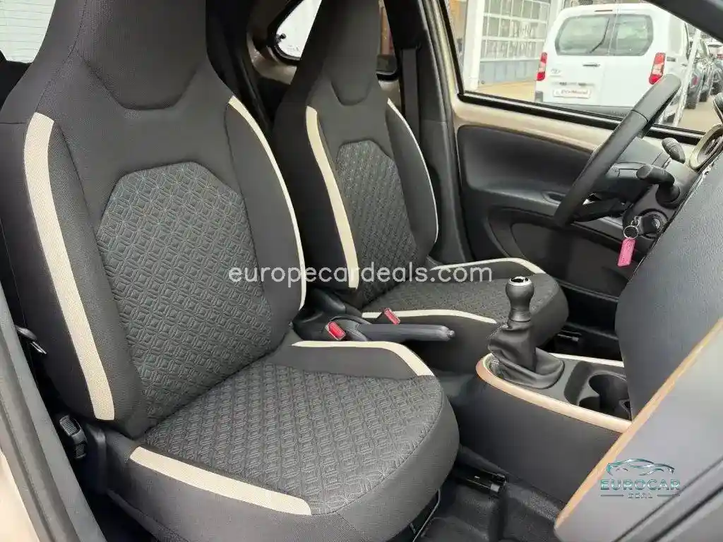 Toyota Aygo (X)