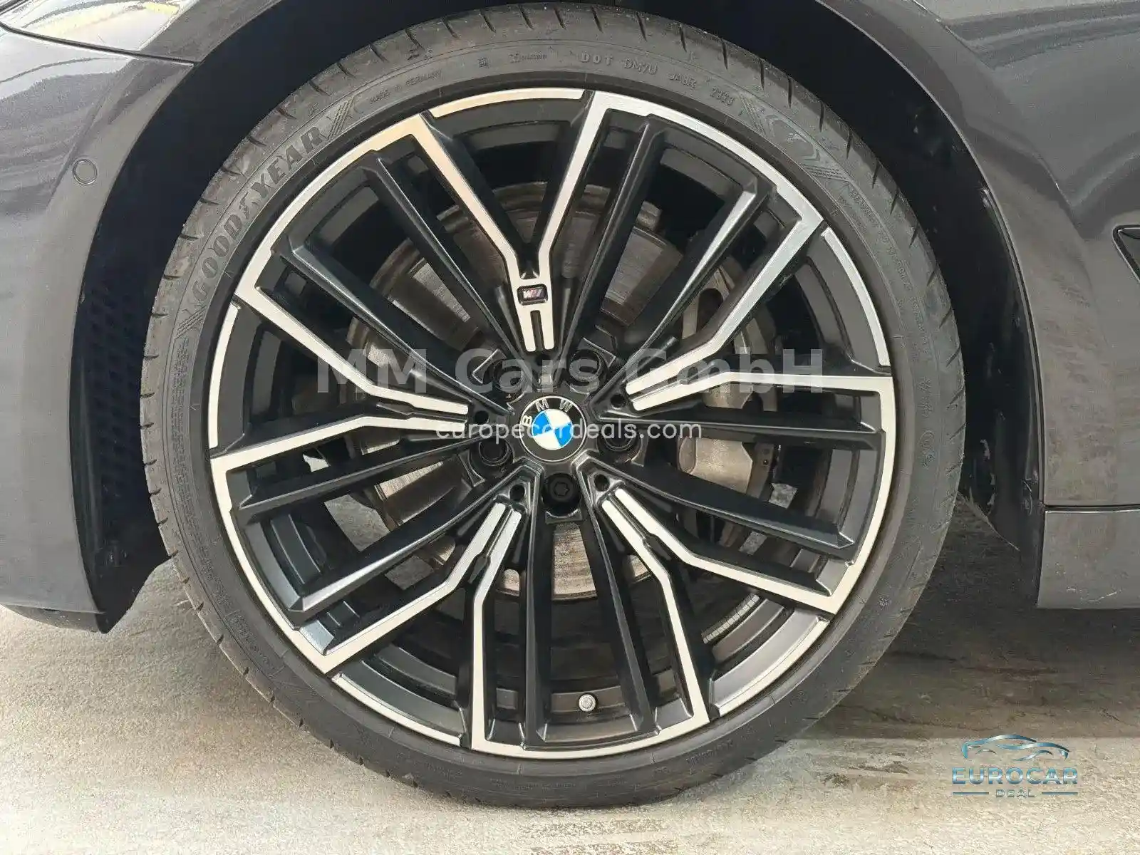 BMW 530