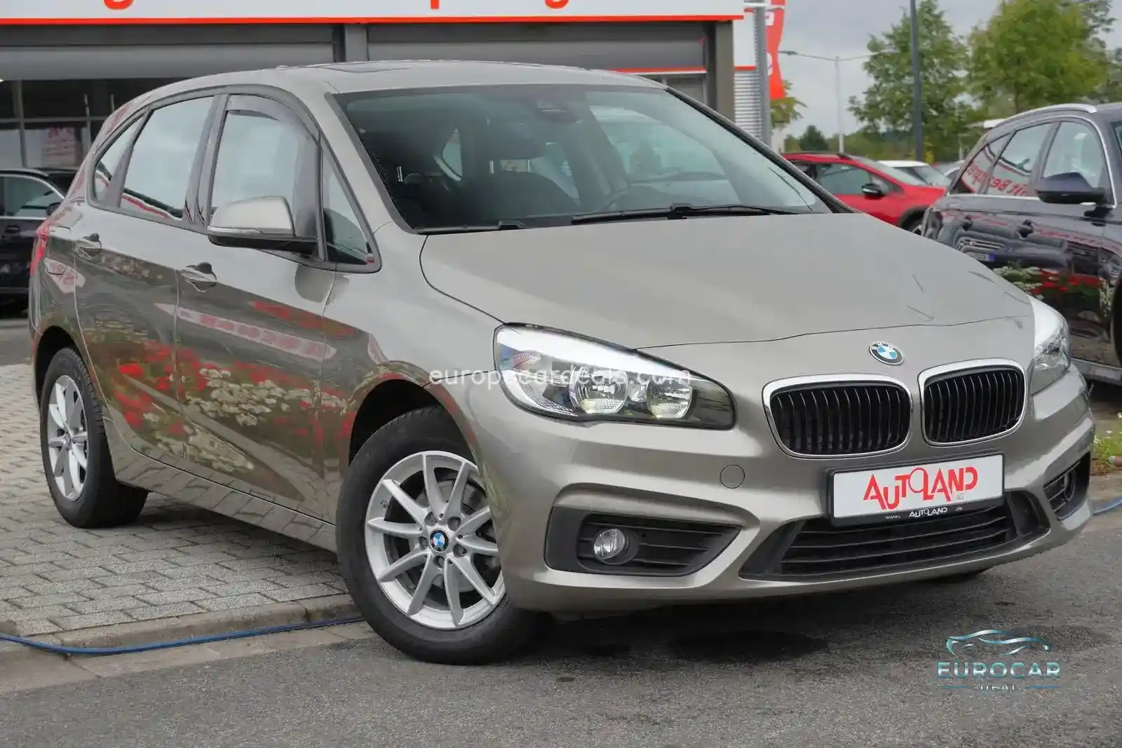 BMW 216