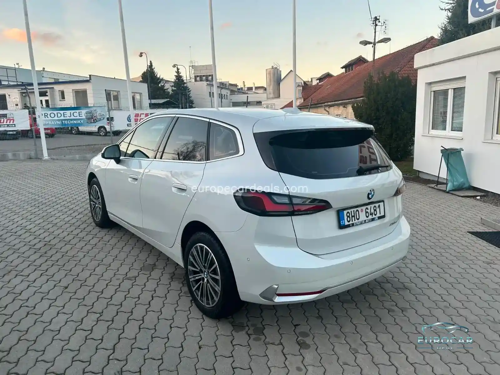 BMW 218