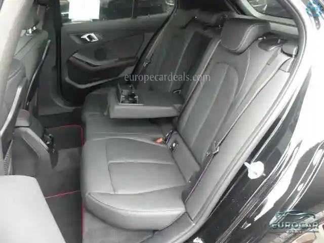 BMW 128