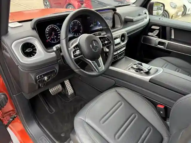 Mercedes-Benz G 500