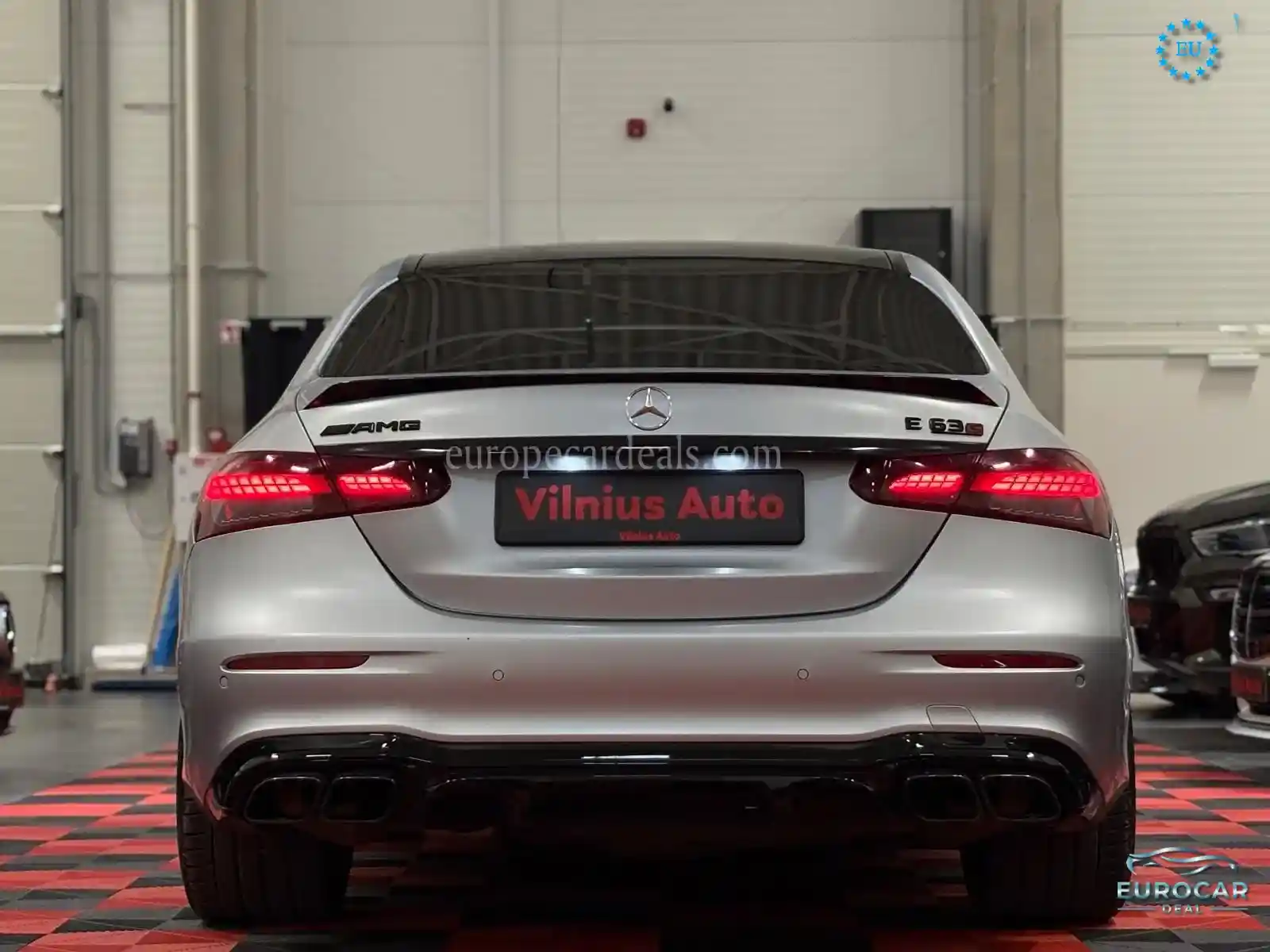 Mercedes-Benz E 63 AMG