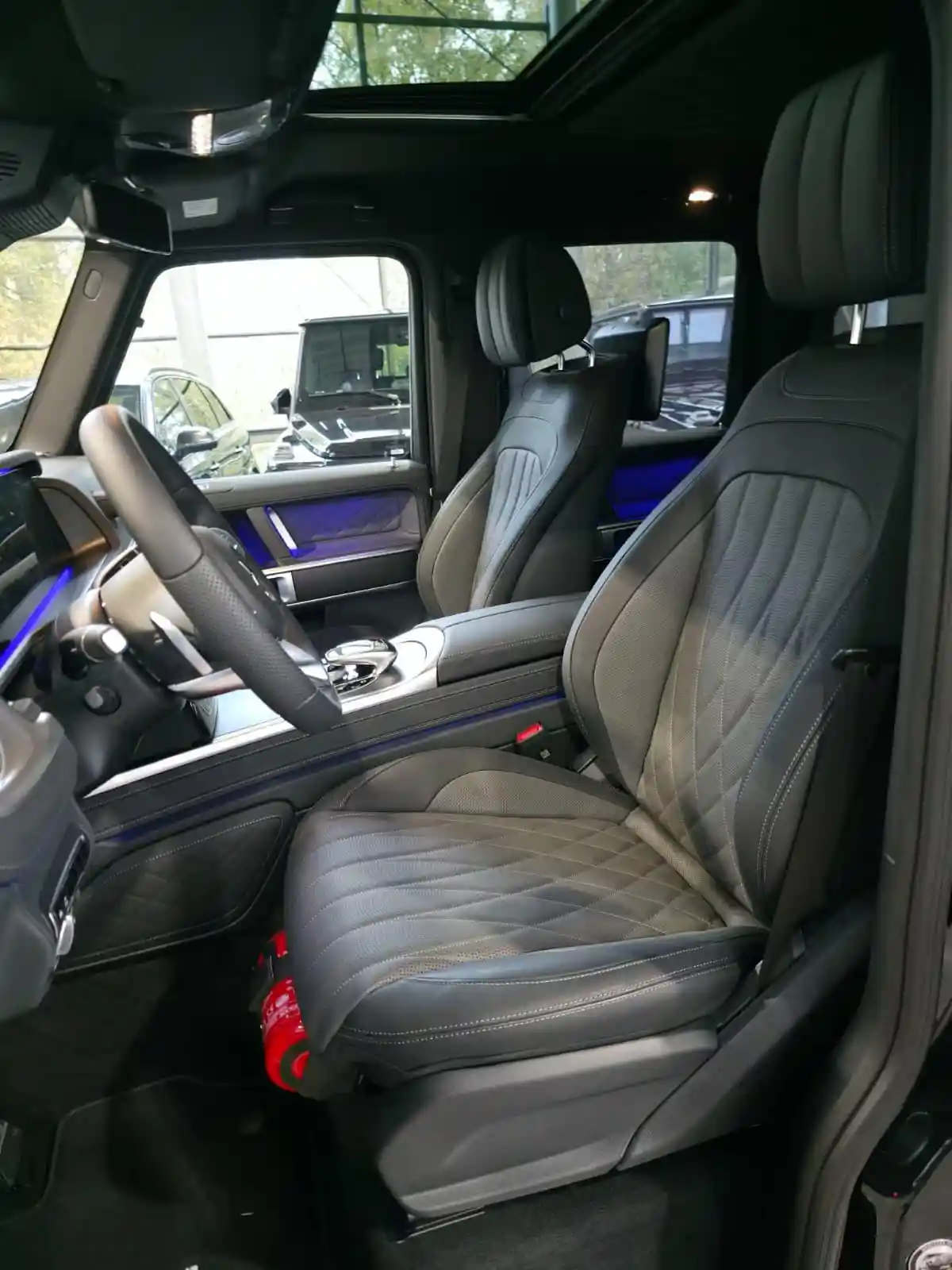 Mercedes-Benz G 500