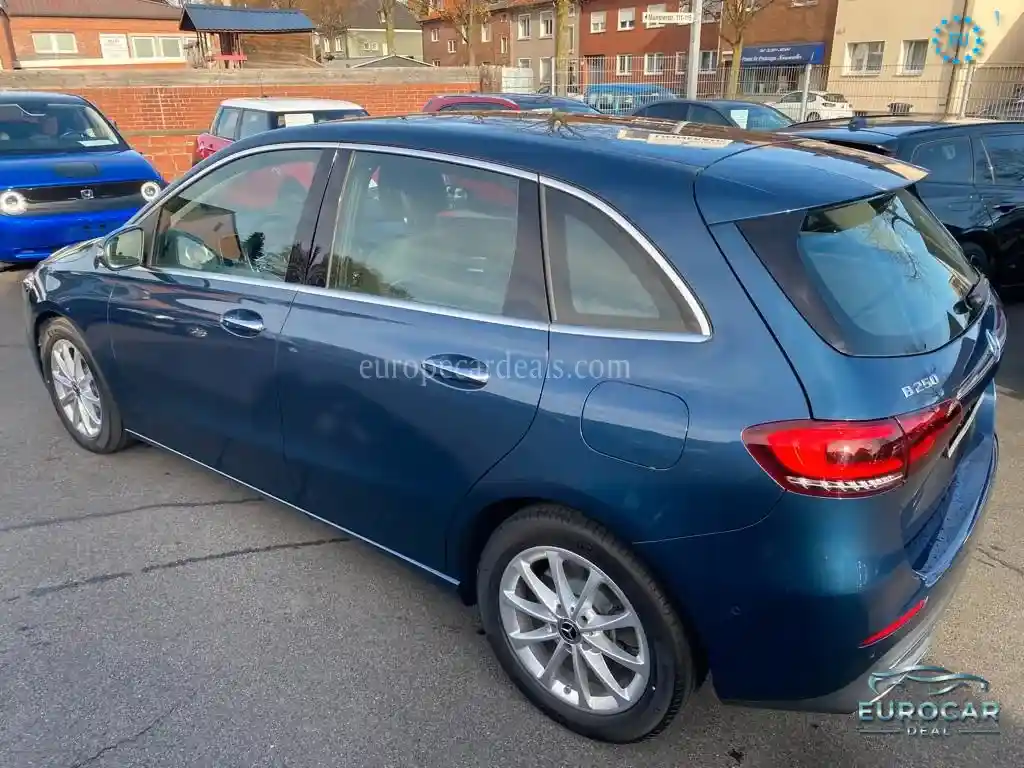 Mercedes-Benz B 250