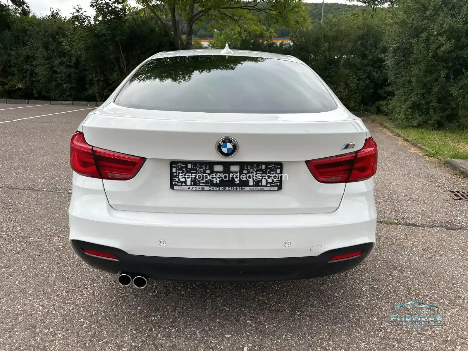 BMW 330