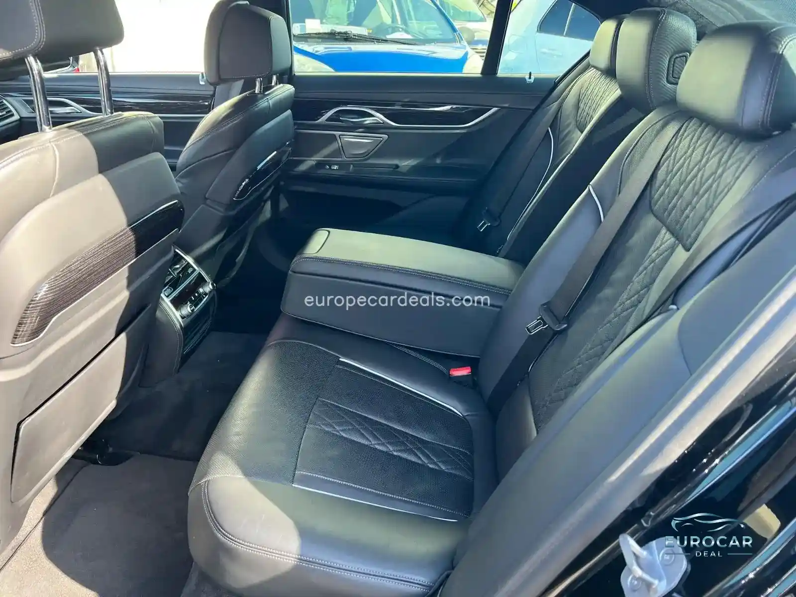 BMW 750