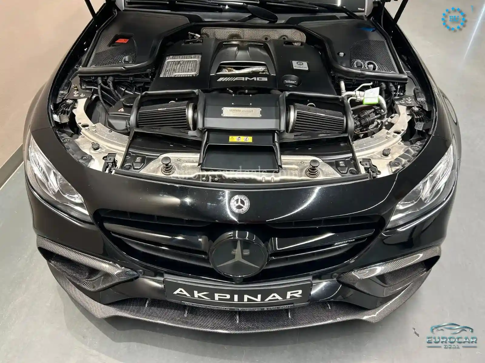 Mercedes-Benz E 63 AMG