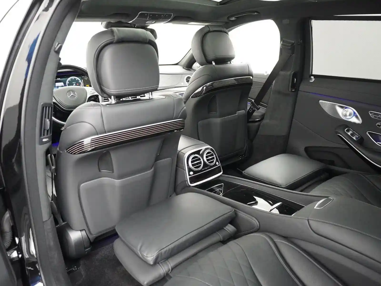 Mercedes-Benz S 600