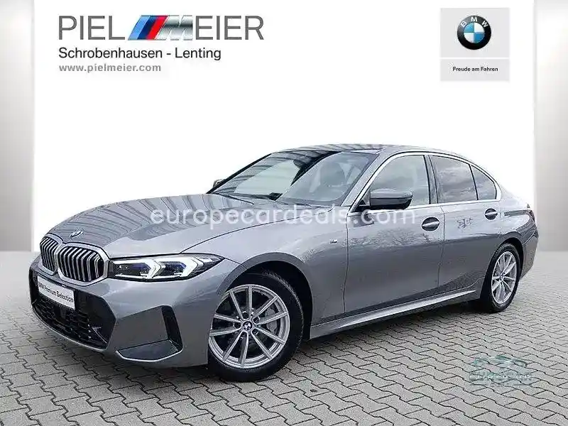 BMW 330