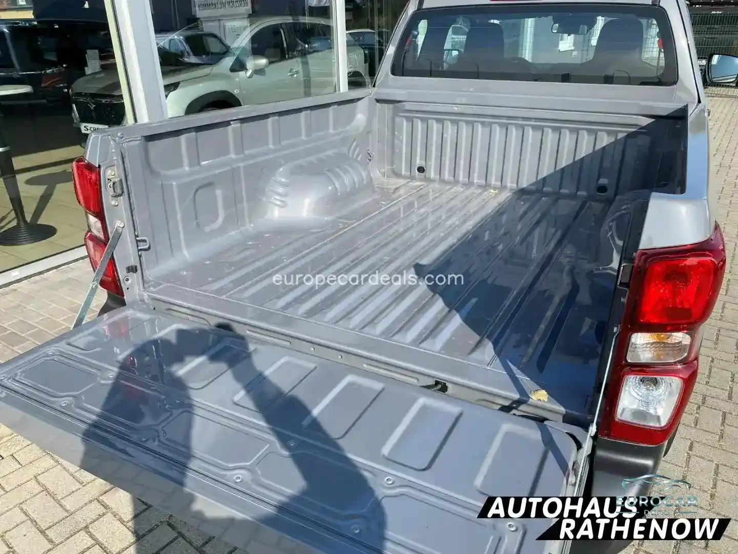 Space Cab 4WD L 1.9 TD Spurhalteass. Verke