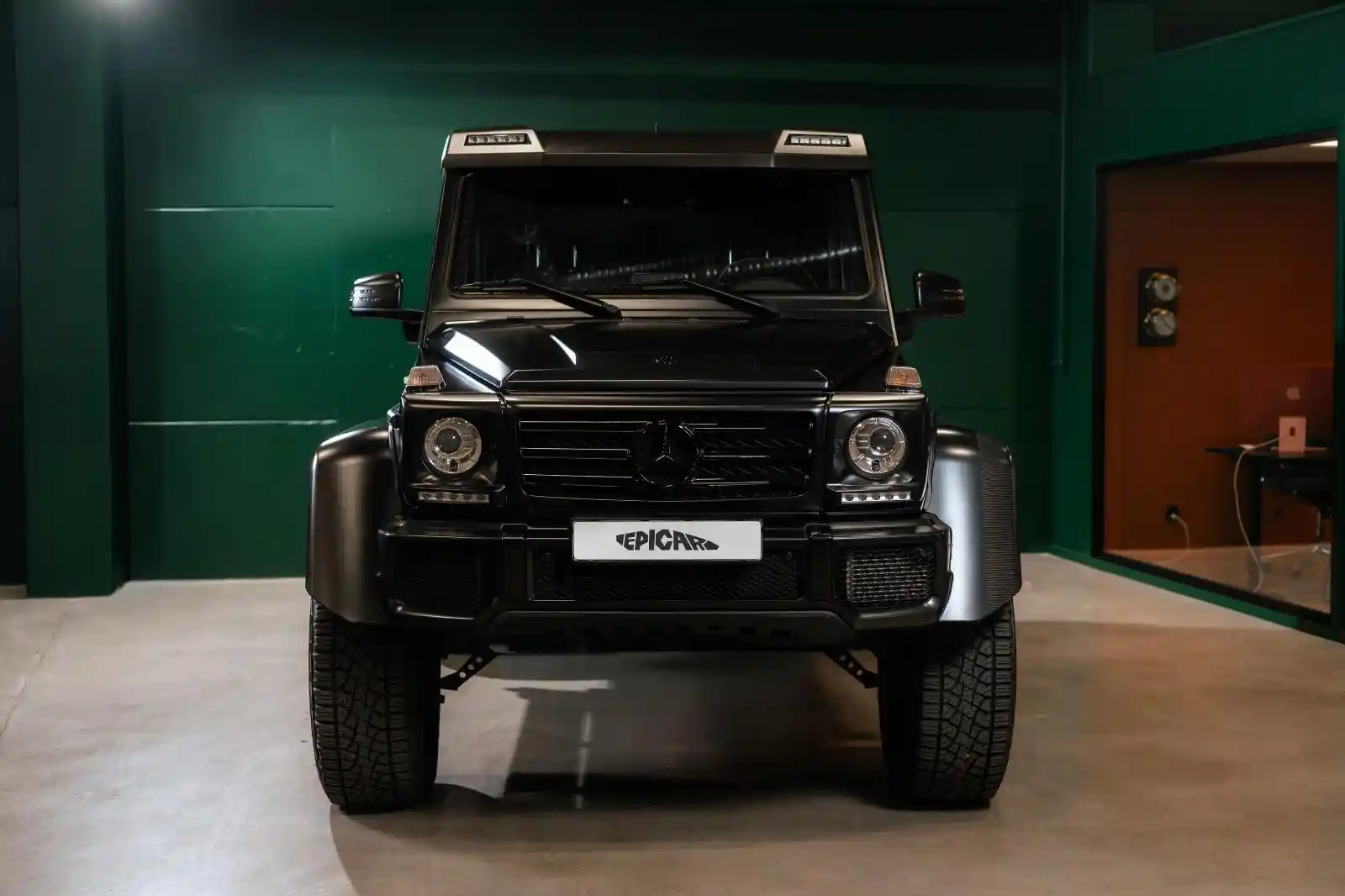 Mercedes-Benz G 500