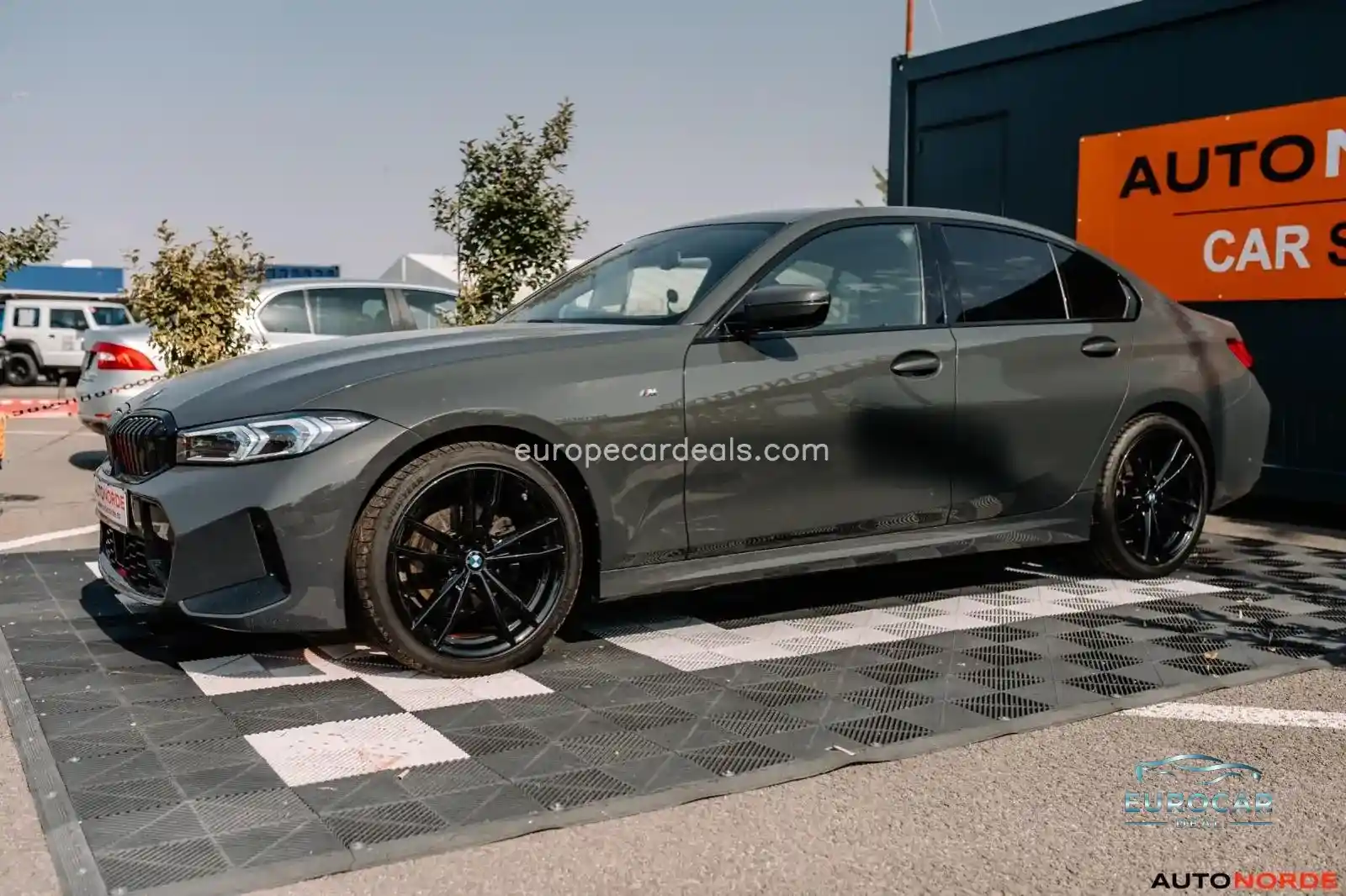 BMW 320