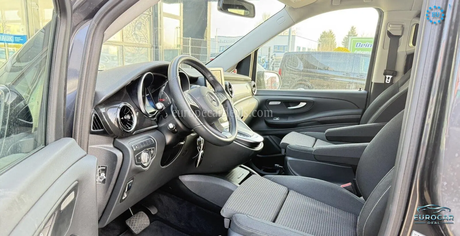 Mercedes-Benz V 220