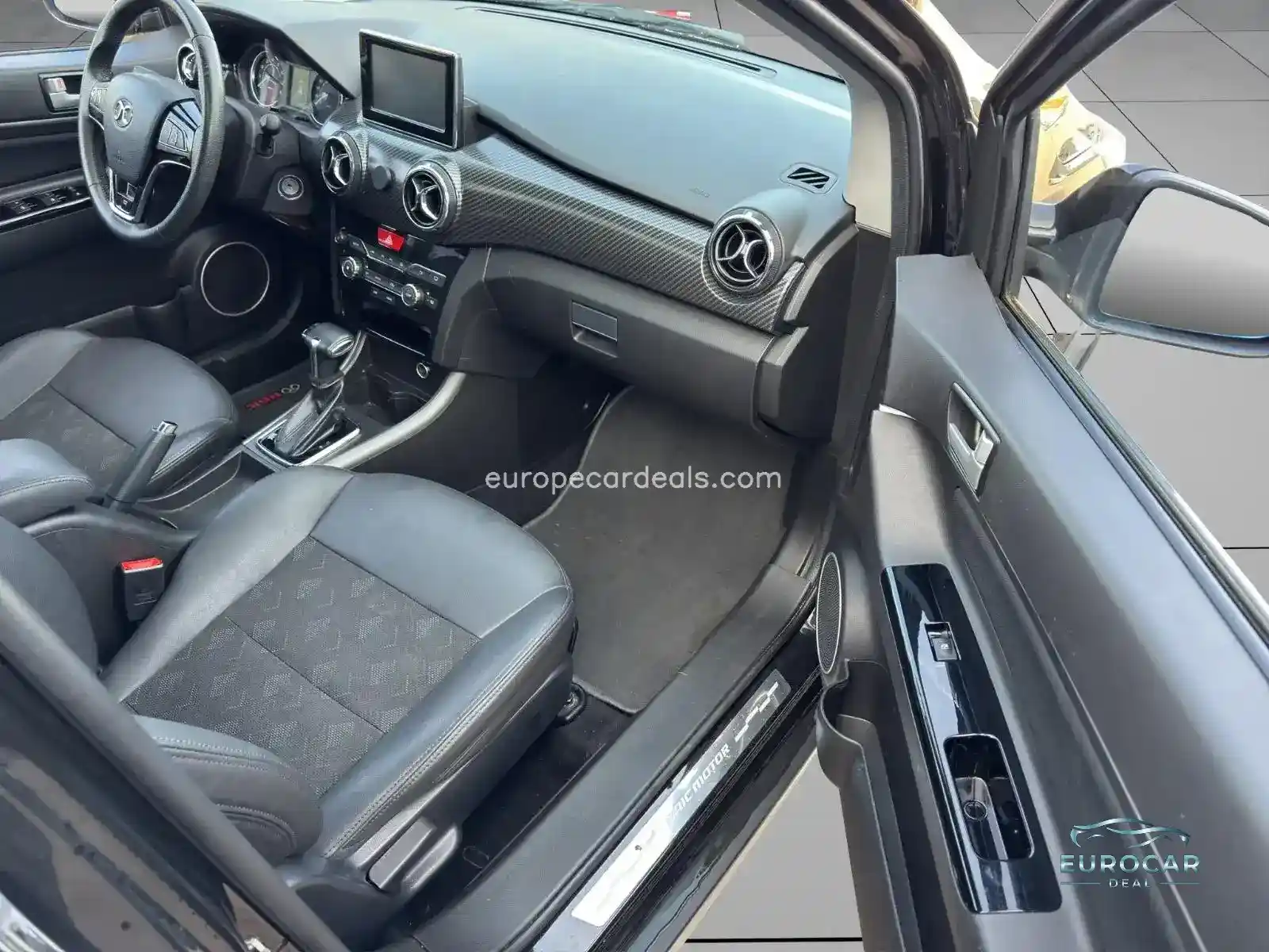 BAIC Senova X25