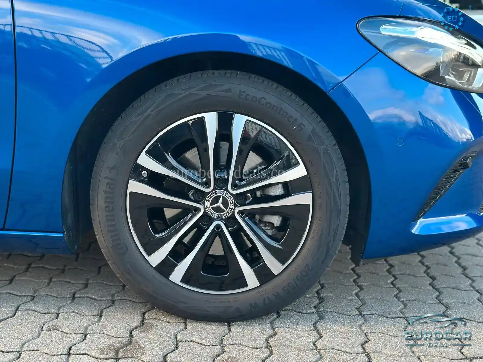 Mercedes-Benz B 200