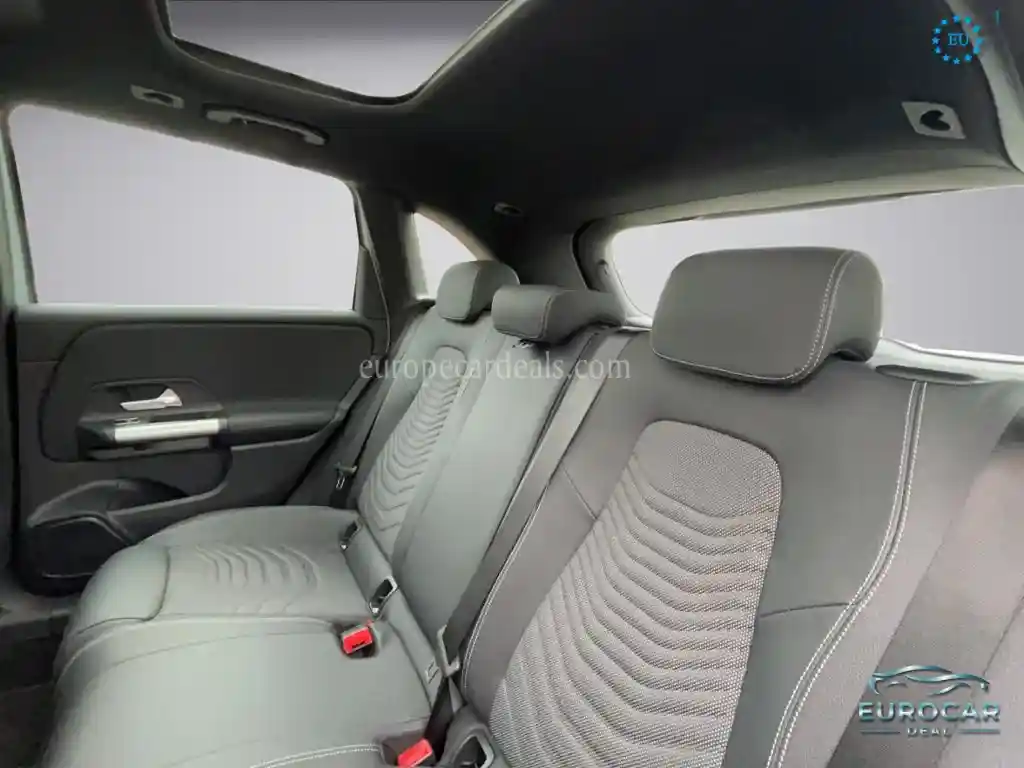 Mercedes-Benz B 200