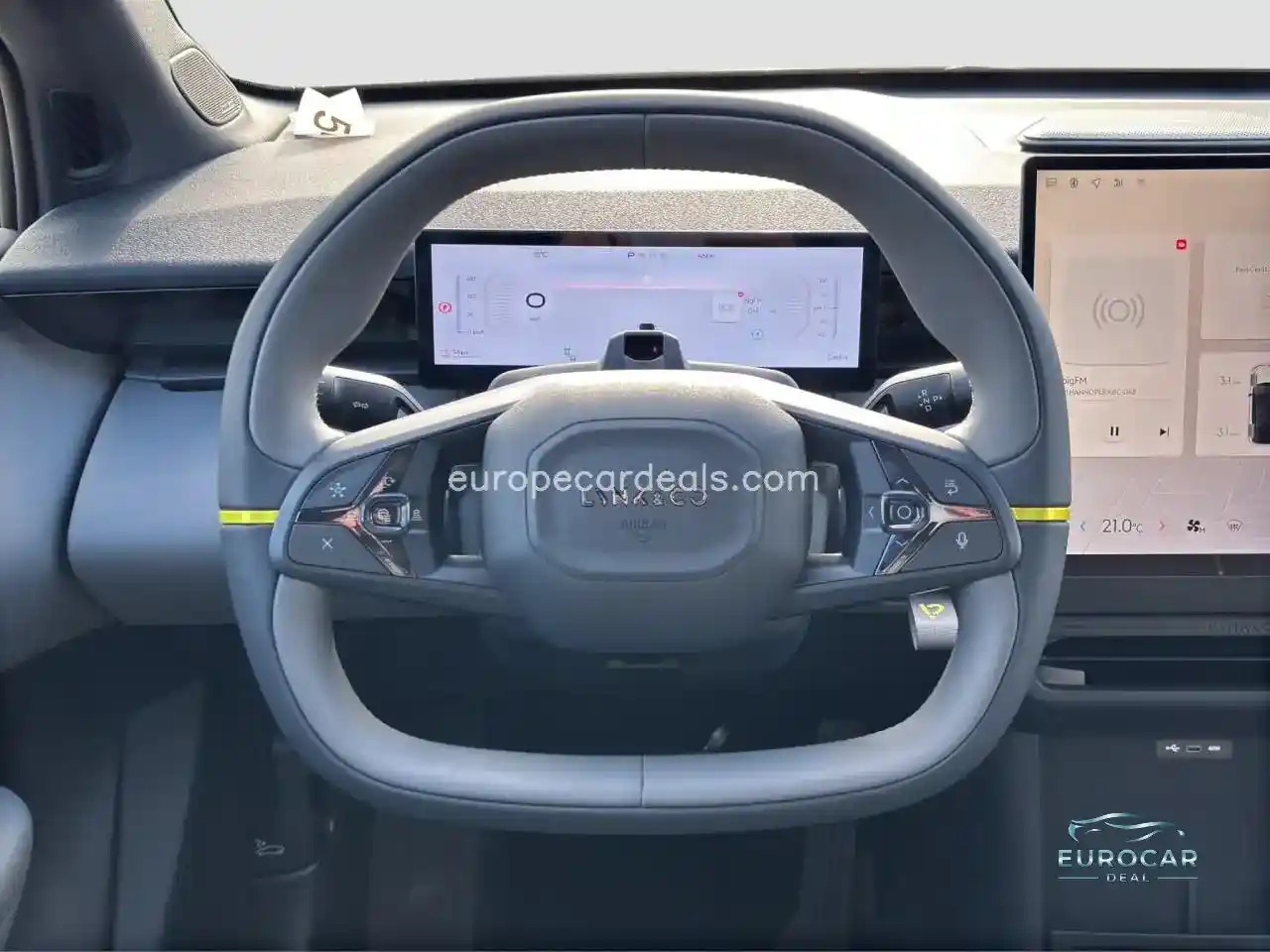 Lynk&Co 02