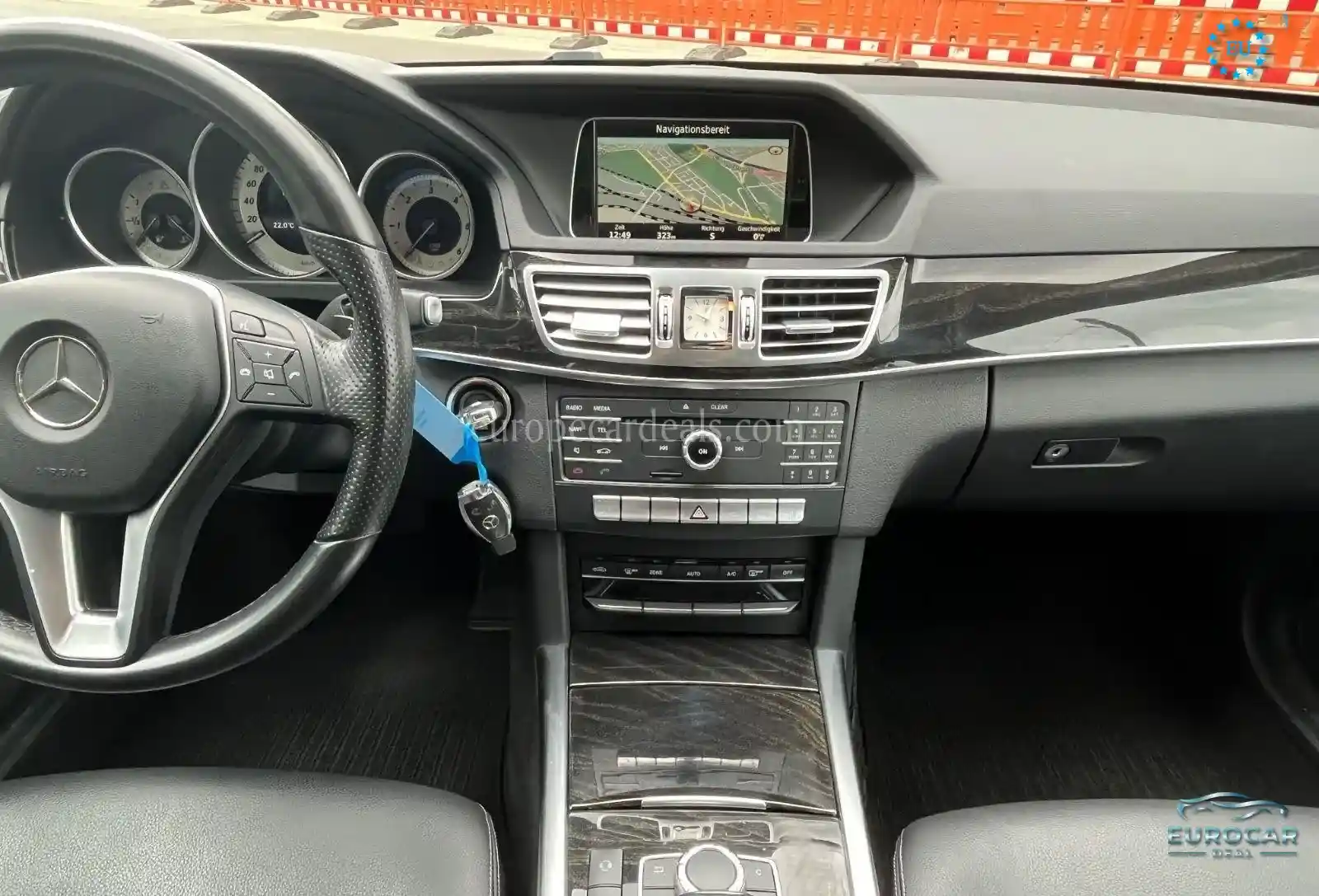 Mercedes-Benz E 220