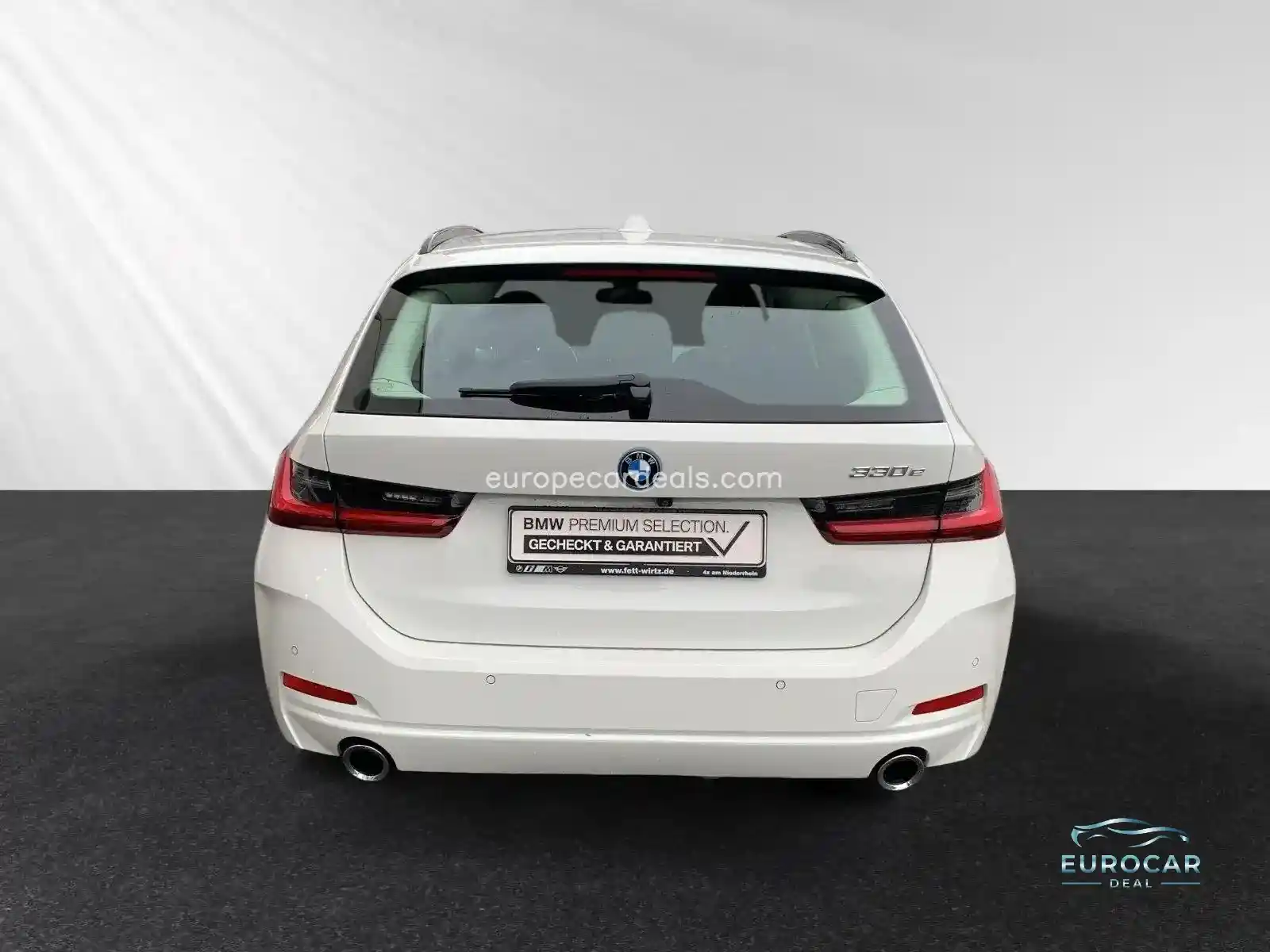 BMW 330