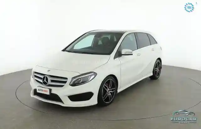 Mercedes-Benz B 180