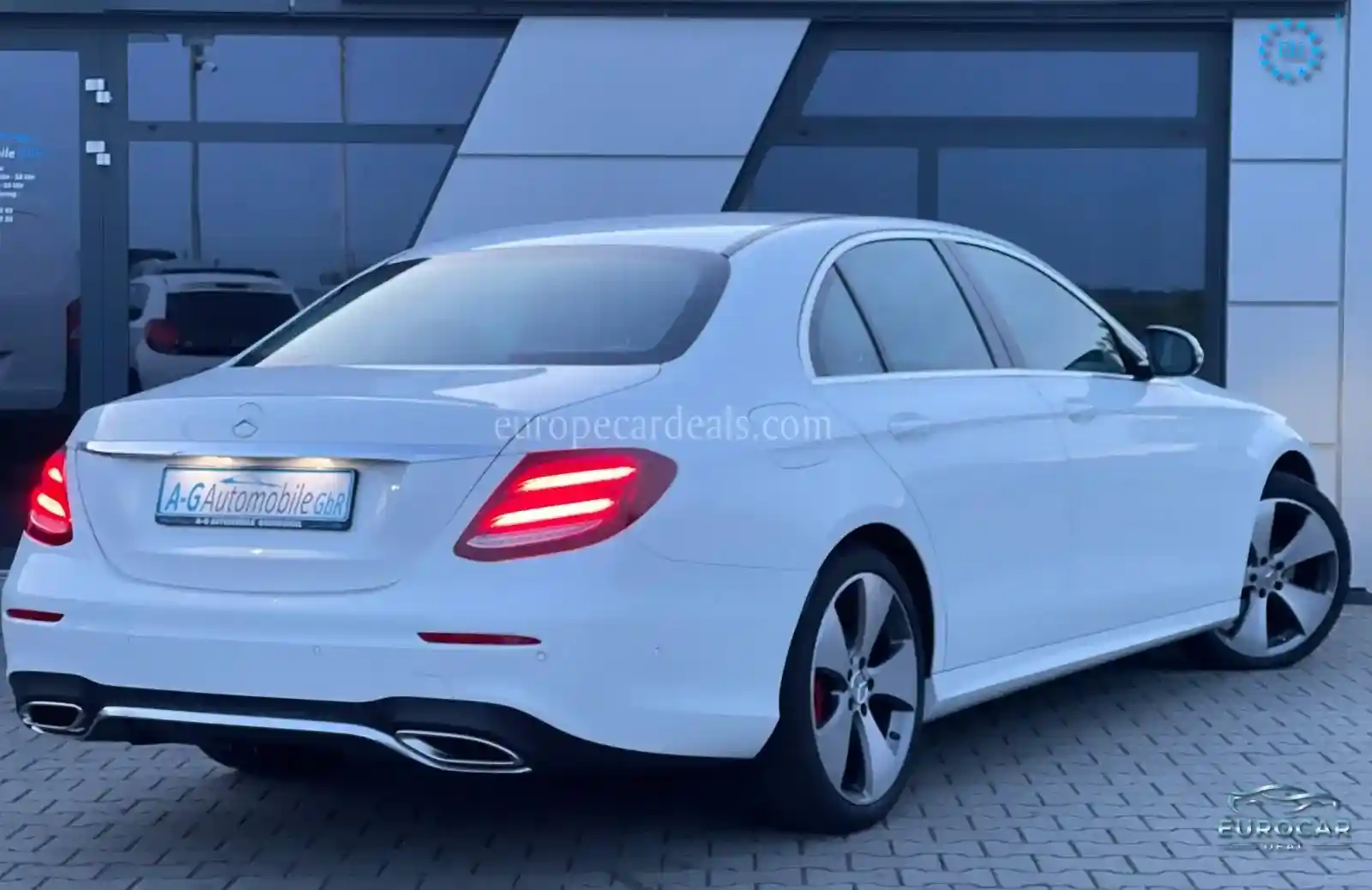 Mercedes-Benz E 200